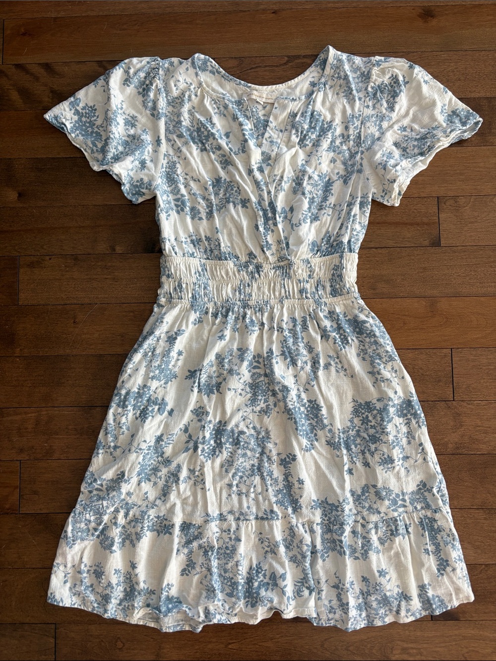 LinenWomen's Cream and Light Blue Floral Smocked Waist Dress